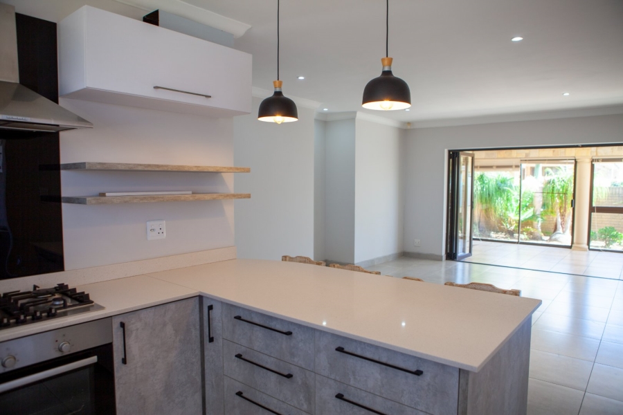 3 Bedroom Property for Sale in Blombosch Western Cape